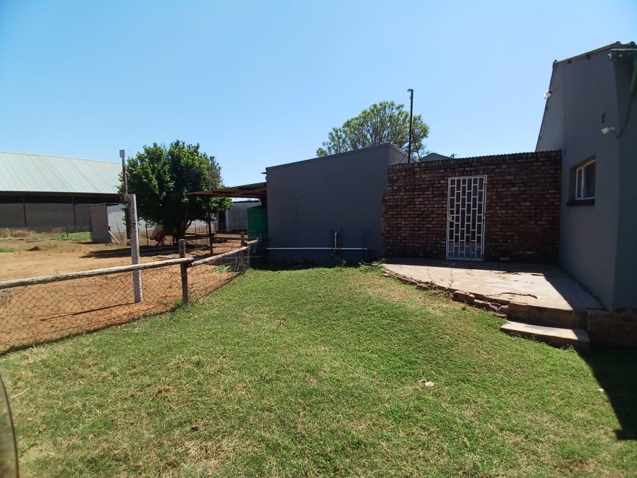 3 Bedroom Property for Sale in Bloemhof Rural North West